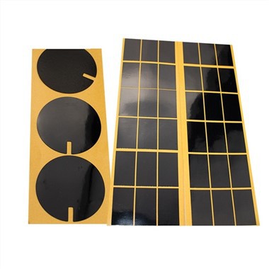 Selvklebende magnetark